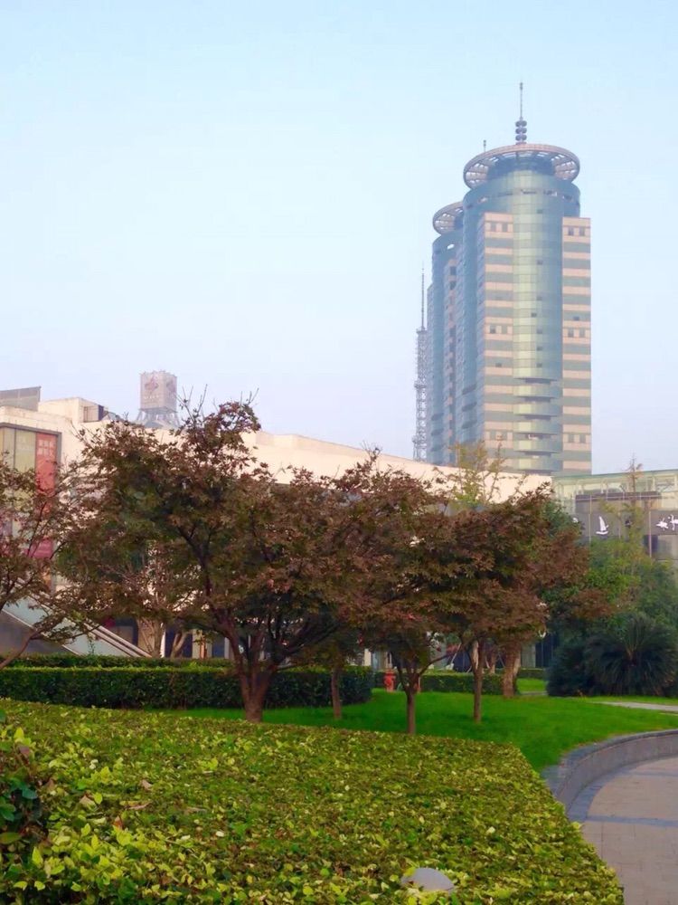 宁波是我国东南沿海城市,宁波属于东南西北