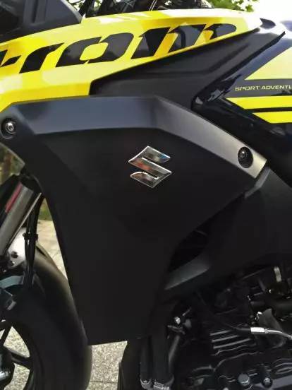 最新豪爵铃木dl250评测视频,18年的豪爵铃木dl250值得买吗