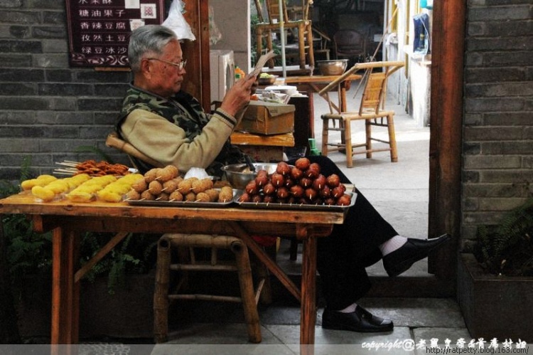 成都宽窄巷子的感悟,走进宽窄巷子感受成都的古韵风情