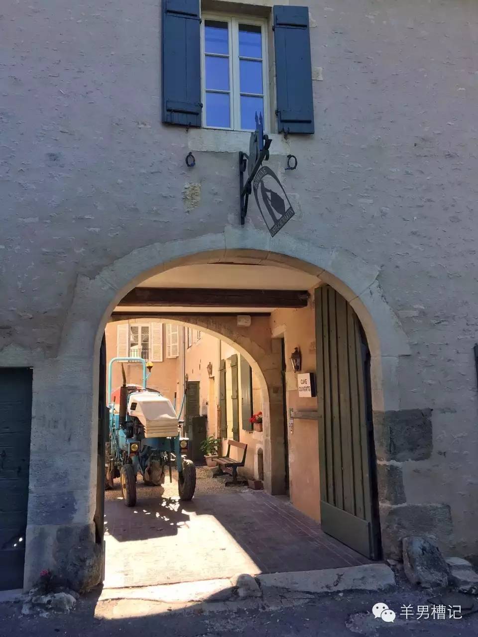 美人鱼里的红酒叫什么名字,美人鱼红酒罗曼尼康帝