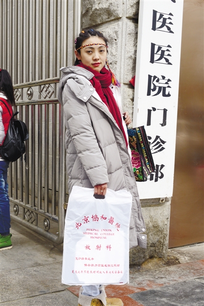 拉萨春天很美，我只能左眼欣赏