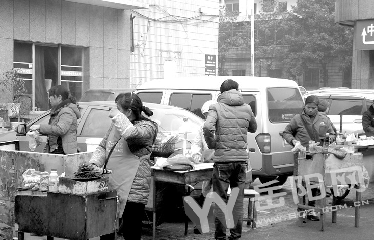 银通苑小区脏乱不堪居民不交卫生费就不管?