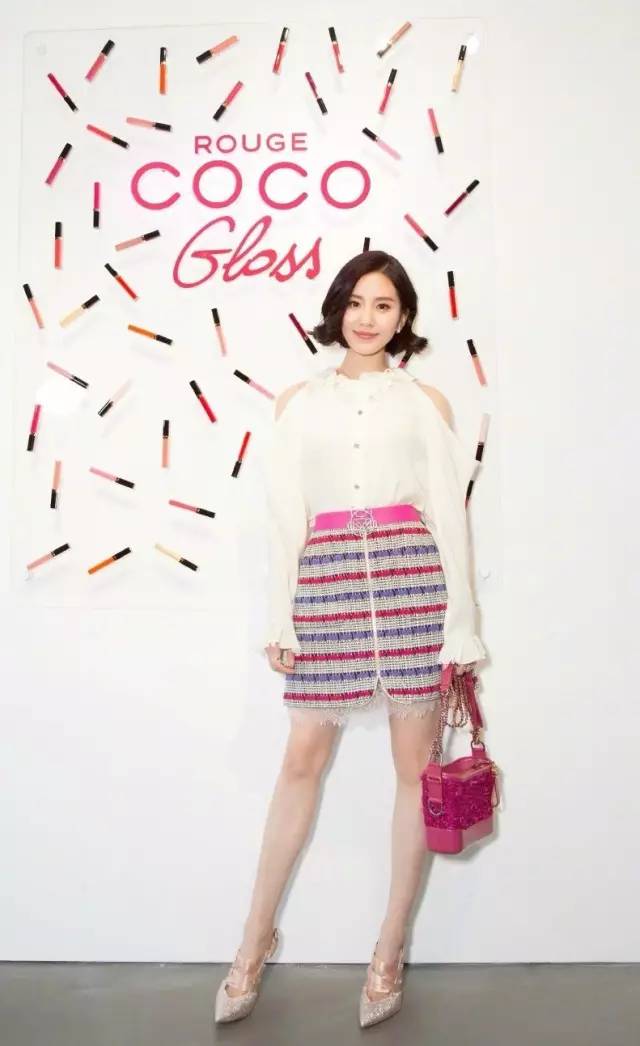 小腿外翻拉伸正确动作,小腿外翻能通过动作矫正吗