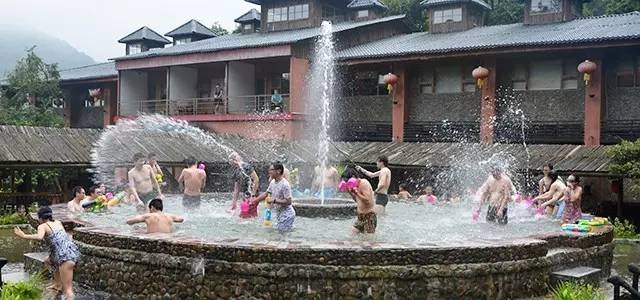 英德九州驿站攻略,英德九州驿站下雨能玩吗