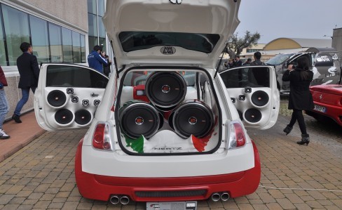 意大利赫兹汽车音响,意大利hertz赫兹汽车音响