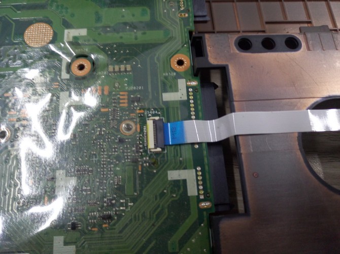 华硕笔记本k450拆机清灰教程,华硕笔记本k550j怎么换硬盘