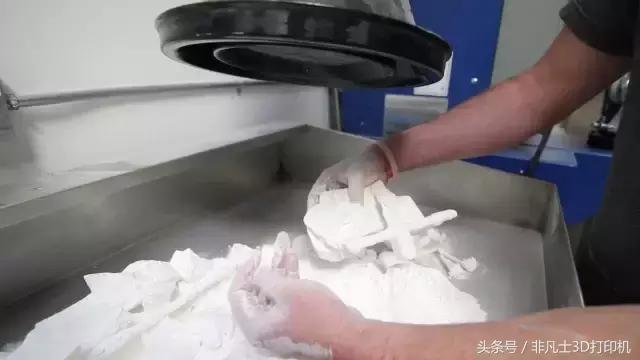 uv打印和3d打印有什么区别,什么是3d打印是怎样工作的