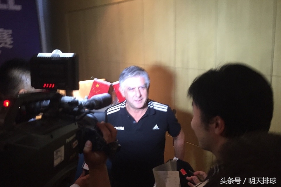 世界排球联赛男排现场直播,世界男排联赛昆山站