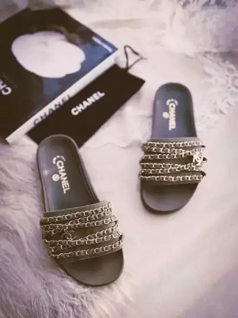 网红爆款拖鞋真好看,帅气又有颜值的拖鞋