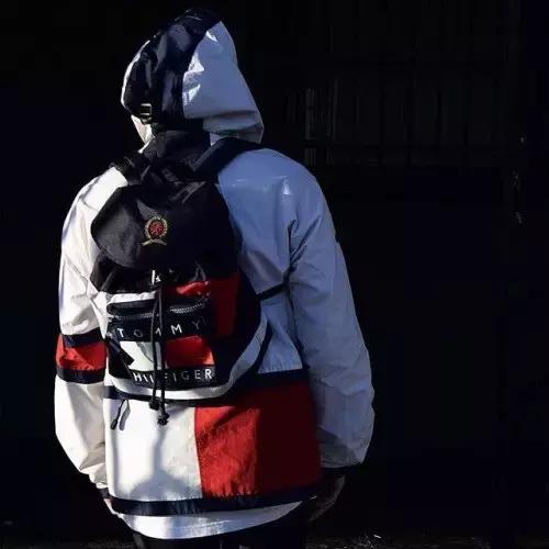 说他是爸爸最爱的POLO衫品牌，这个老大哥二话不说就急眼了！