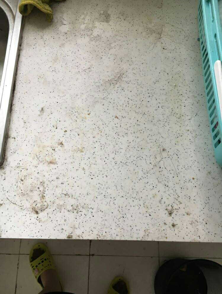 千万不要和女生合租太邋遢了,跟别人合租一间房子坏处