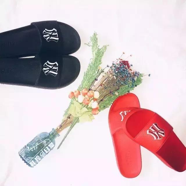 网红爆款拖鞋真好看,帅气又有颜值的拖鞋