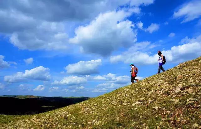 内蒙古土默川上的“驴道儿”：滑雪别去瑞士了去内蒙呼和浩特吧
