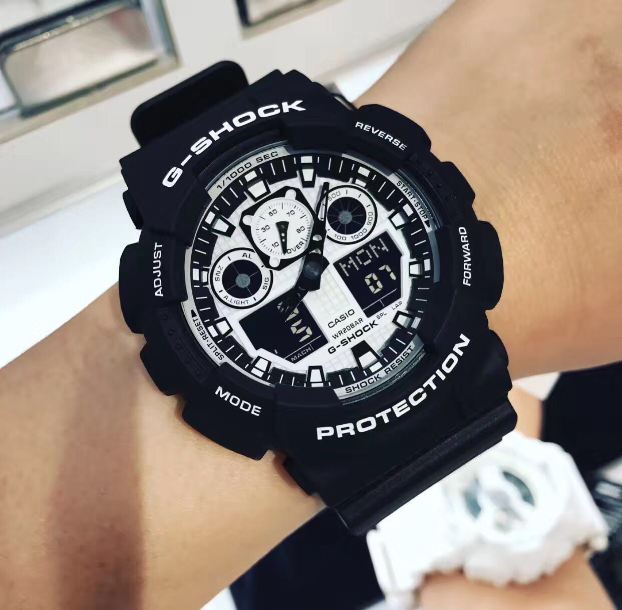 高级时尚手腕带,手腕上的时尚单品女