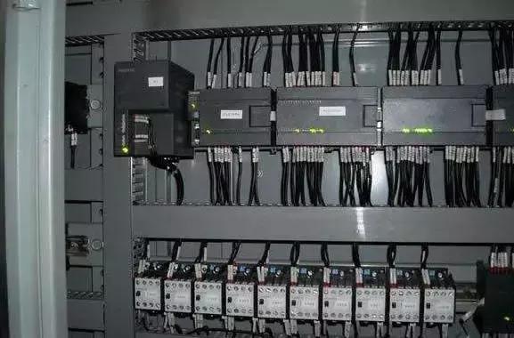 plc配电柜元器件认识大全,plc控制柜常用元器件