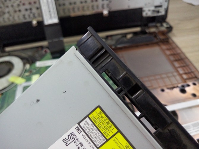 华硕笔记本k450拆机清灰教程,华硕笔记本k550j怎么换硬盘