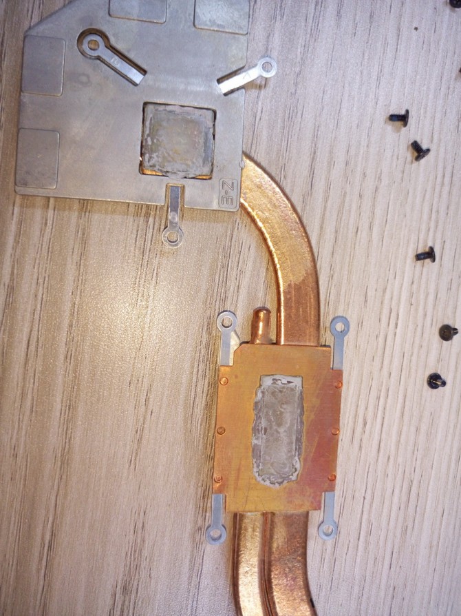 华硕笔记本k450拆机清灰教程,华硕笔记本k550j怎么换硬盘