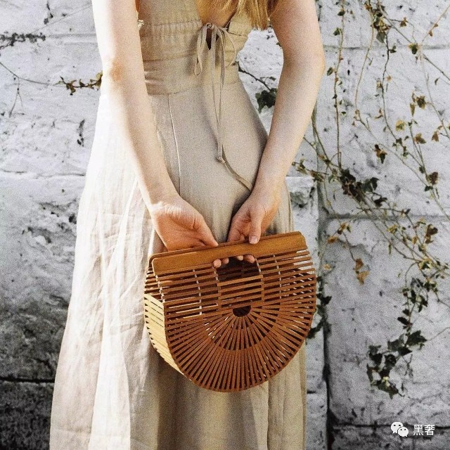 草编包包最新款推荐,轻奢草编包推荐