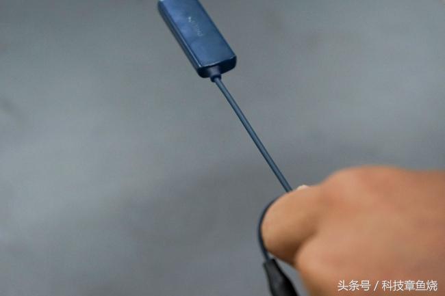 飞利浦骨传导耳机a8606测评,飞利浦蓝牙耳机shq6500