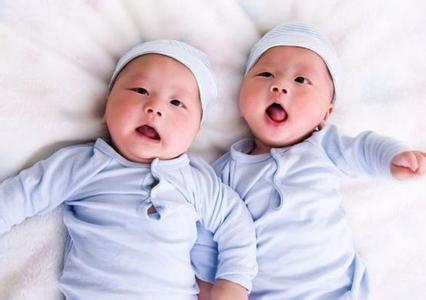 生了俩孩子婆婆一个不给带,生了双胞胎奶水不够怎么办