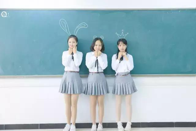 愈拍愈新奇，武商院16种“脑洞大开”毕业照，玩过一回算你牛！