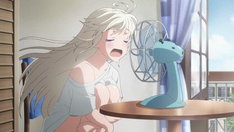 小孩吹电风扇面瘫,小孩吹风扇导致面瘫的视频