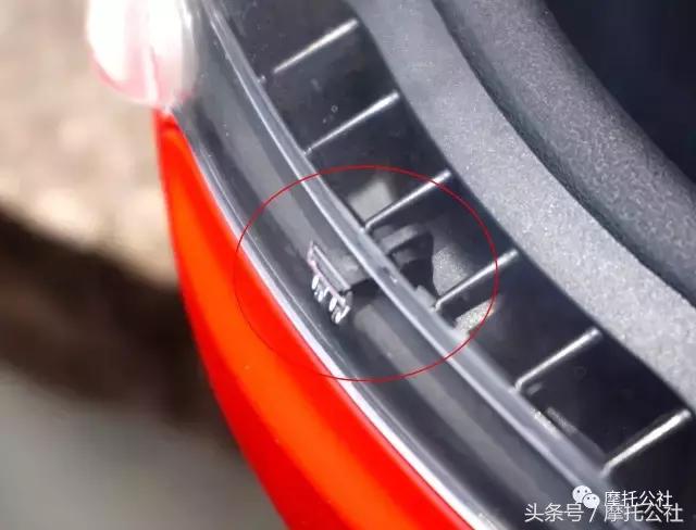 舒伯特揭面盔评测,舒伯特c4pro和agv揭面盔哪个好