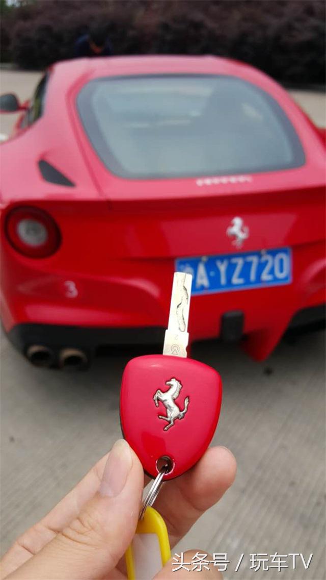 法拉利f12跑车测评视频,法拉利f12berlinetta试驾