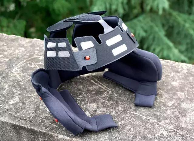 舒伯特揭面盔评测,舒伯特c4pro和agv揭面盔哪个好