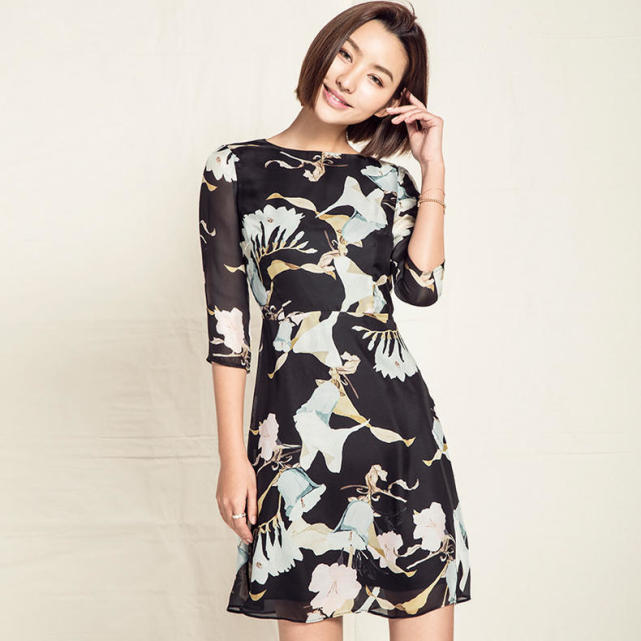 新款真丝连衣裙夏季翻领女中年,夏季女连衣裙新款2019真丝
