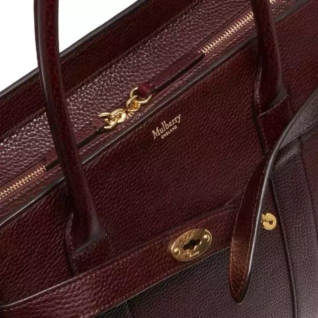 burberry经久不衰的单品,只有burberry才有英伦范