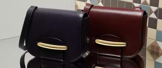 burberry经久不衰的单品,只有burberry才有英伦范