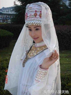 从最丑的“*妇情**”，脱变成为天才设计师，颖儿的星路并不是很顺利