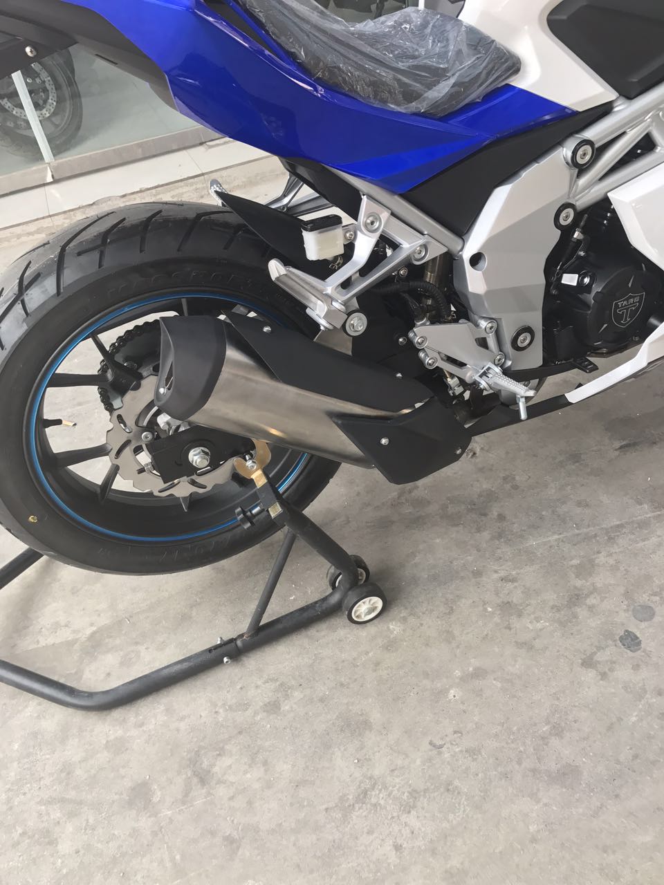 又一匹黑马创台携GP-ONE跑车亮相成都！