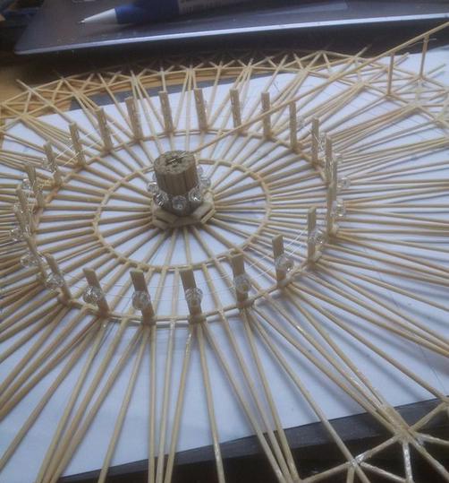 竹签摩天轮手工制作大全图解教程,怎么用竹签和纸做一个摩天轮