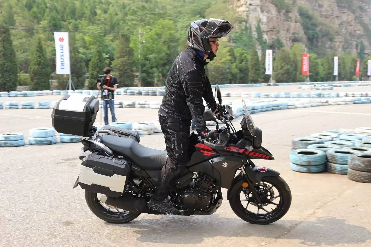 豪爵铃木dl250骑行爬山体验,豪爵铃木dl250摩旅西藏感觉怎么样