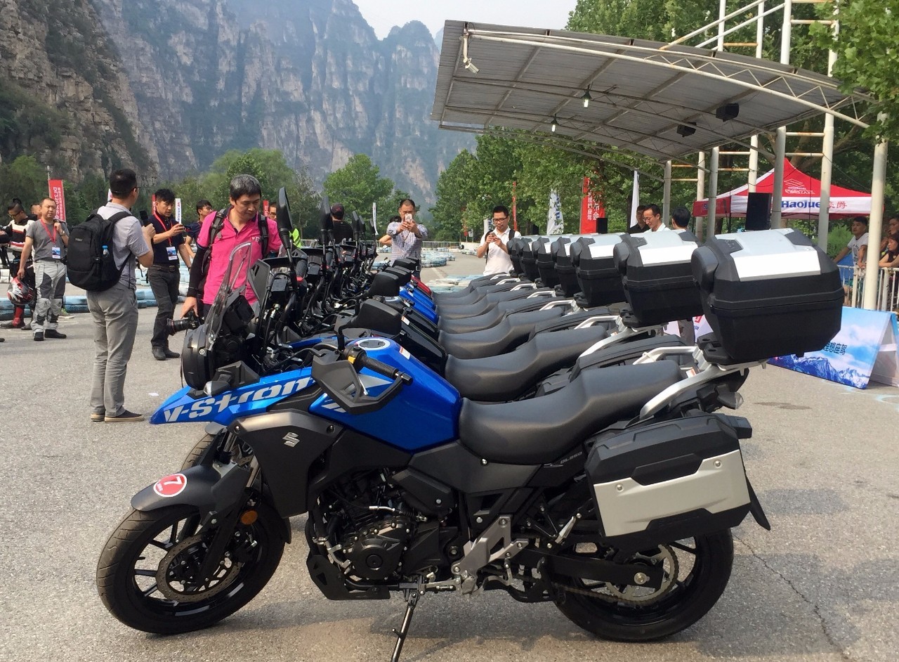 豪爵铃木dl250骑行爬山体验,豪爵铃木dl250摩旅西藏感觉怎么样