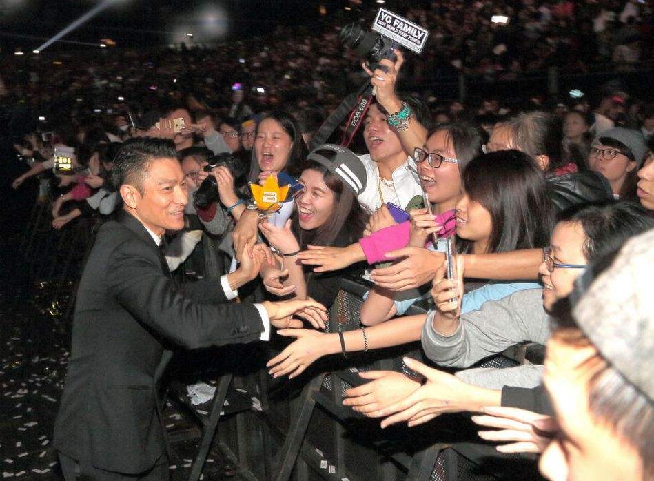 给自己说一声父亲节快乐,父亲节一个人撑起一个家