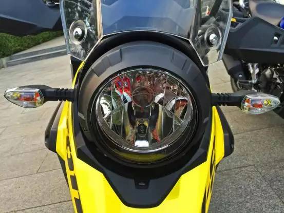 最新豪爵铃木dl250评测视频,18年的豪爵铃木dl250值得买吗