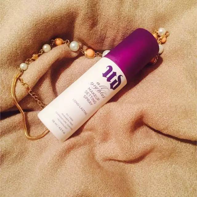 不脱妆的定妆好物排行榜,推荐好用的定妆产品