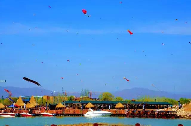 内蒙古土默川上的“驴道儿”：滑雪别去瑞士了去内蒙呼和浩特吧