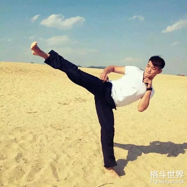 柳海龙与一龙比赛,山东拳王柳海龙