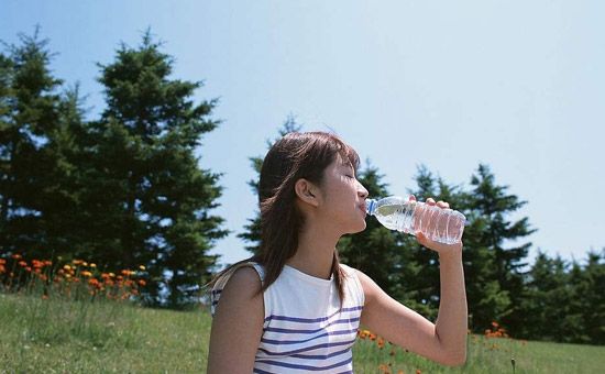 喝水能治六种病,喝水能治八种病