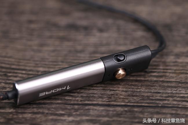 1more的降噪耳机怎么样,1more蓝牙耳机主动降噪