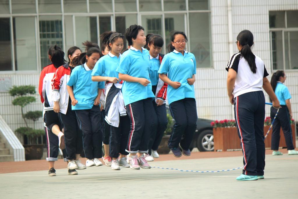 从小到大从弱到强的奋斗历程,从小到大从弱到强