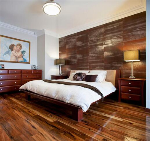 实木地板怎么修补破损,实木地板划伤了怎么补救