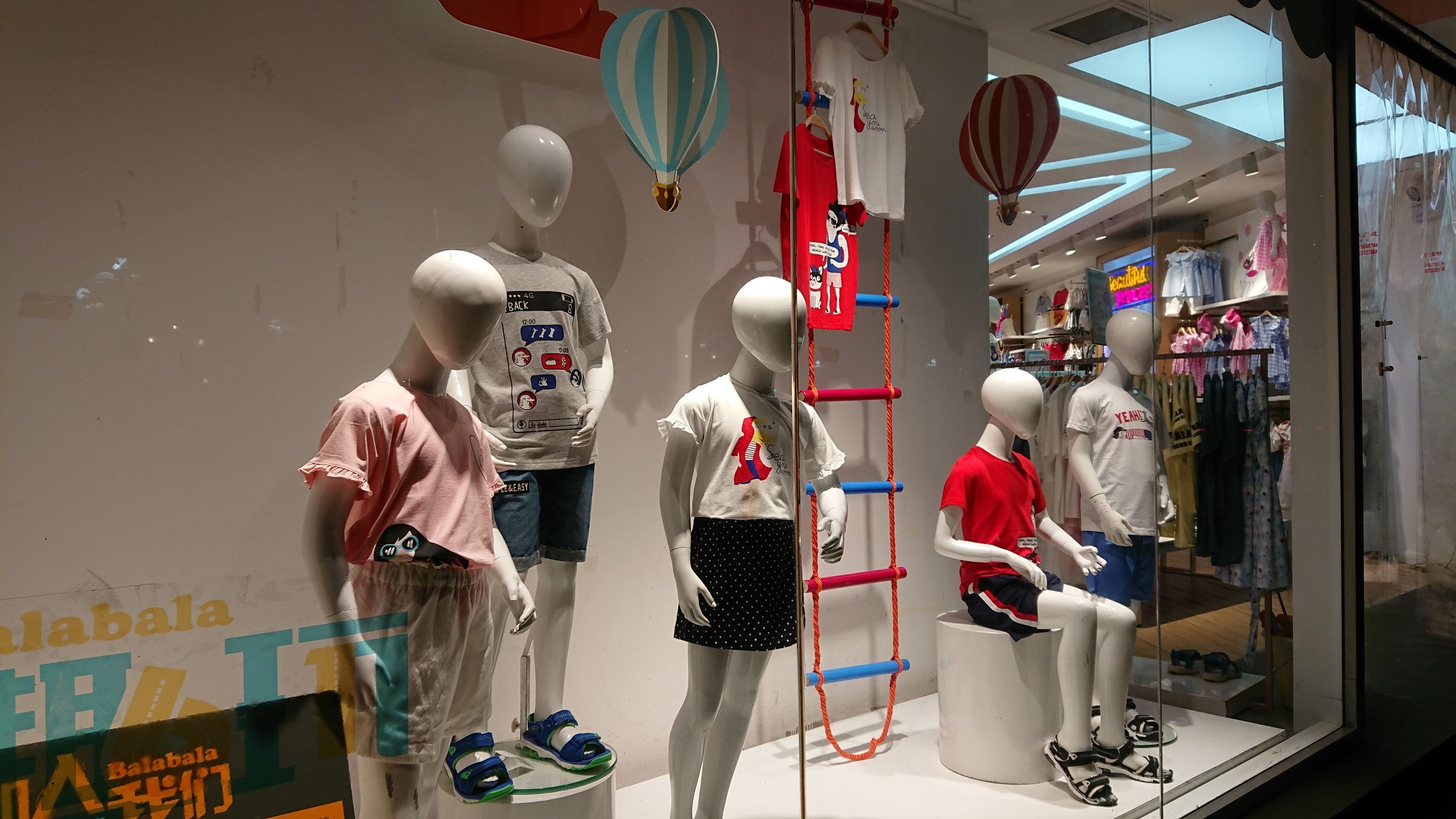 绱㈠凹xperia1鎽勫奖澶у笀涓嬭浇,绱㈠凹xperiaxz鎷嶆憚浣撻獙