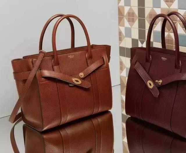 burberry经久不衰的单品,只有burberry才有英伦范