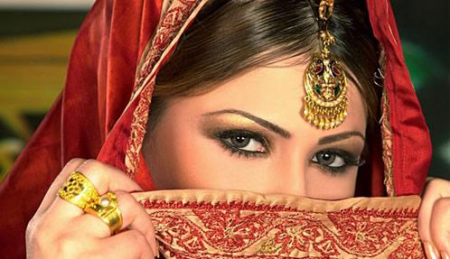 中国买苏-35一架8300万美元，卡塔尔买F-15一架3亿美元，谁才真土豪？