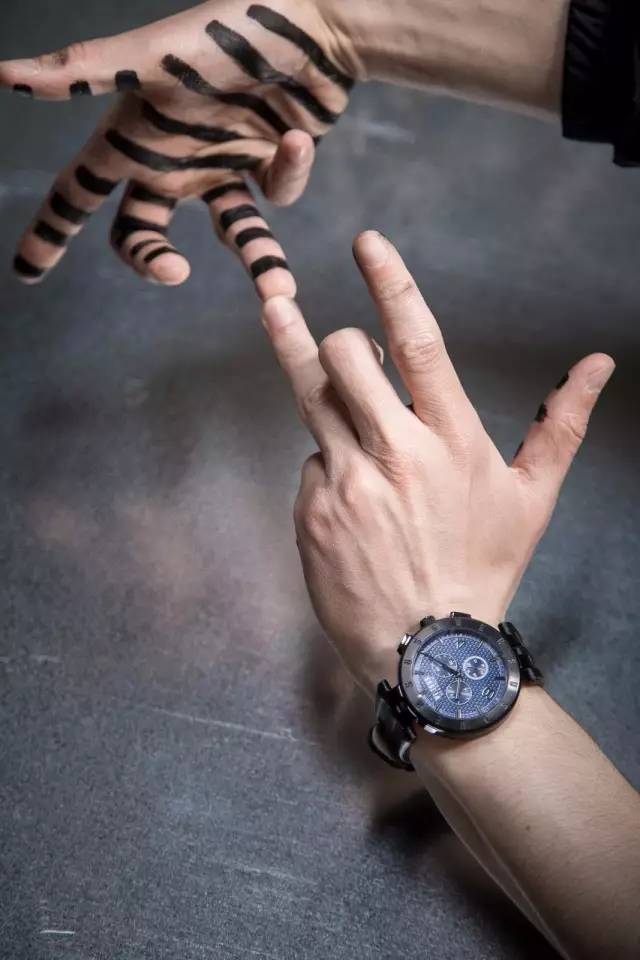 范思哲versacegeo自动腕表,范思哲versace机械金色手表